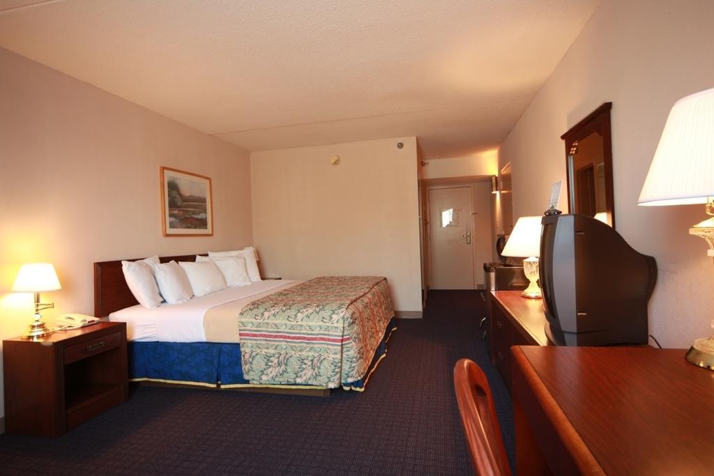 Boarders Inn And Suites - Marion 马里恩 客房 照片
